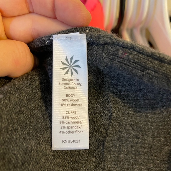 Athletes cashmere blend dress - Picture 4 of 4